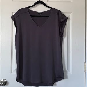 Grey silky express basic top
